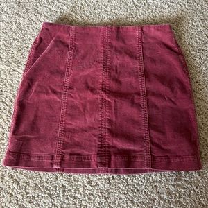 MAGENTA MINI SKIRT